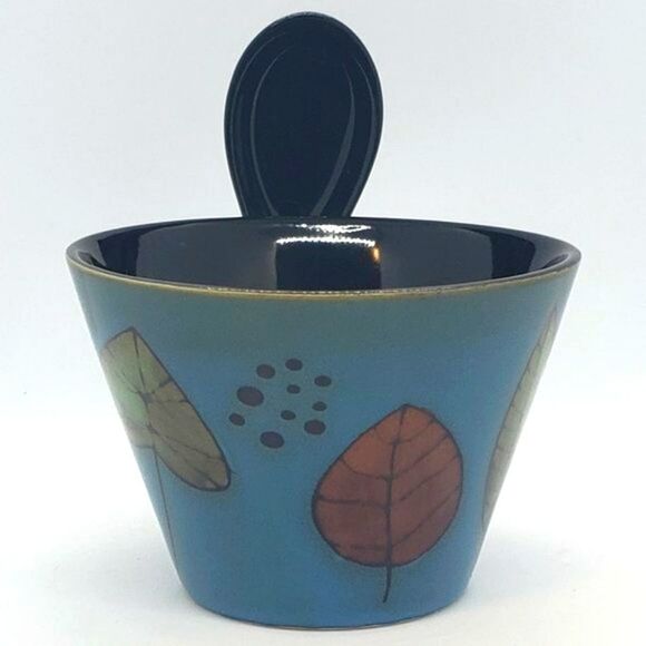 Blue Black Leaf Design Stoneware Soup Mug with Spoon - Picture 4 of 11